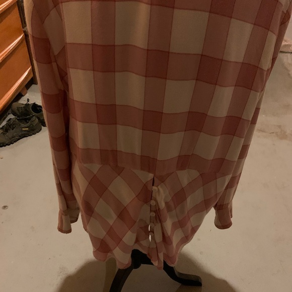 Button down top - Picture 3 of 3